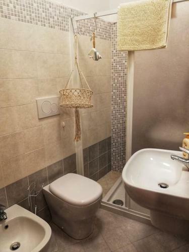 Apartment 3 010037-lt-0479