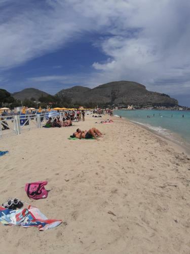 Mondello Sabrina Apartments