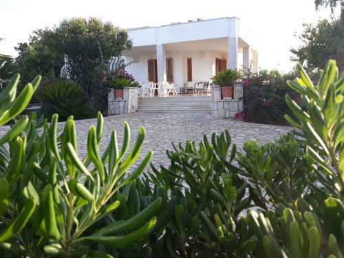 Villa Vista Mare - Con Veranda E Giardino
