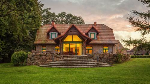 J1 Idyllisches Ferienhaus Mit Seeblick