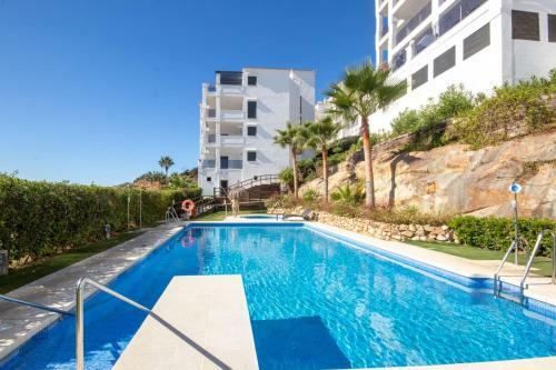 Three-bedroom Apartment With Stunning Sea Views