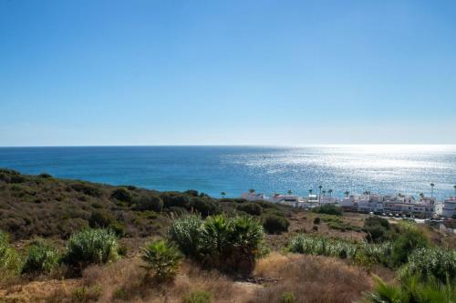Three-bedroom Apartment With Stunning Sea Views