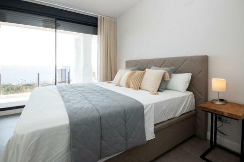 Three-bedroom Apartment With Stunning Sea Views