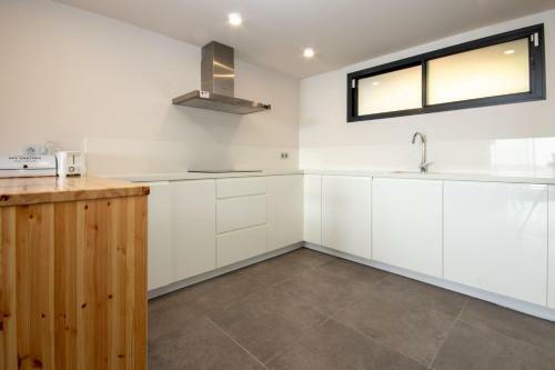 Three-bedroom Apartment With Stunning Sea Views