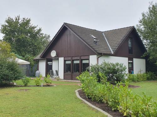Gro�es (ca.230m�) Freistehendes Einfamilienhaus