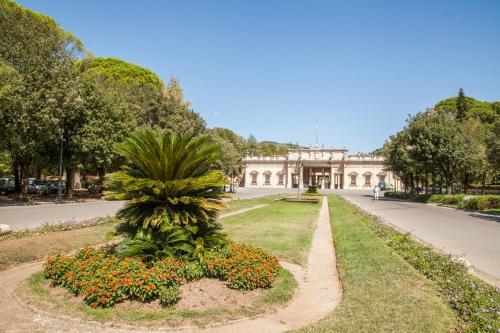 Hotel Raphael