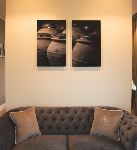 Hostal Montalbera Wine Suites