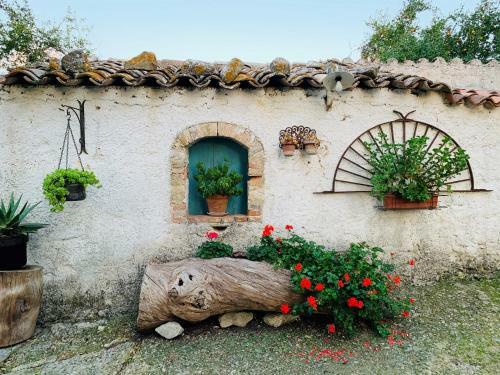 Sicilian Mountain Oasis - Entire Villa, Smart Working