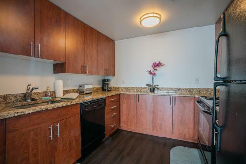 Downtown 2br Apartment Near Convention Center Apts