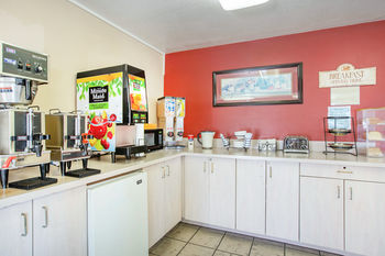Hotel Rodeway Inn Fresno