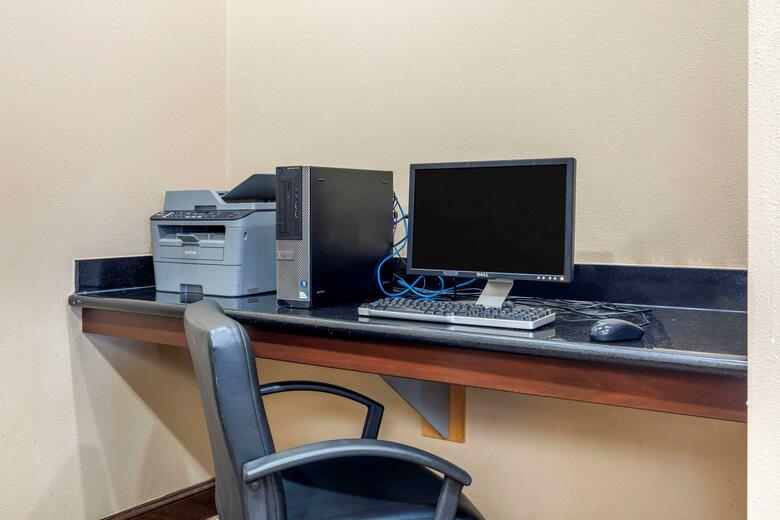 Hotel Comfort Inn Near Unt