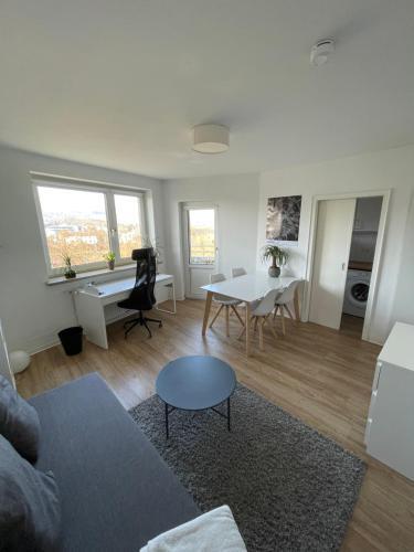 Apartamento Studio Mit Balkon In Perfekter Lage