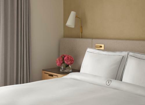 Hotel The Newbury Boston