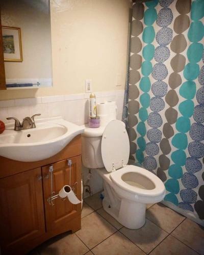 Hostal Private Bedroom Near Boston