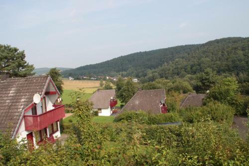 Ferienhaus Am See Im Bergland "schmetterling"