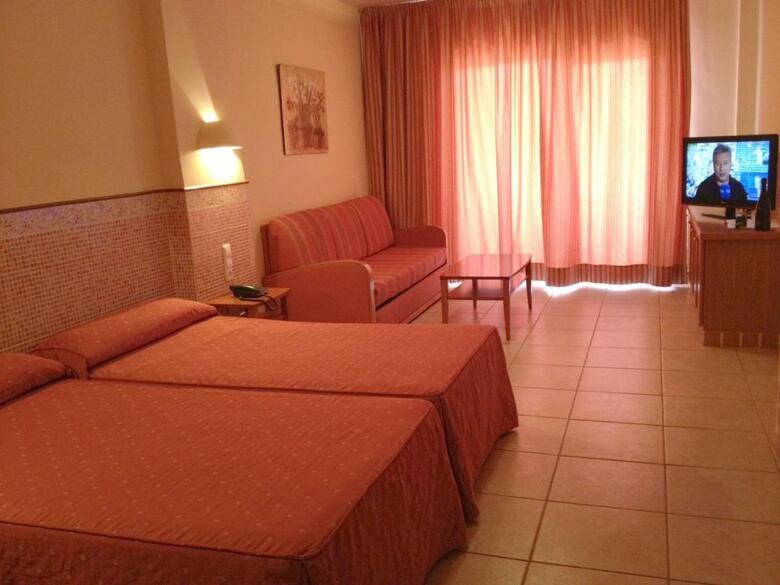 Aparthotel Arena Center