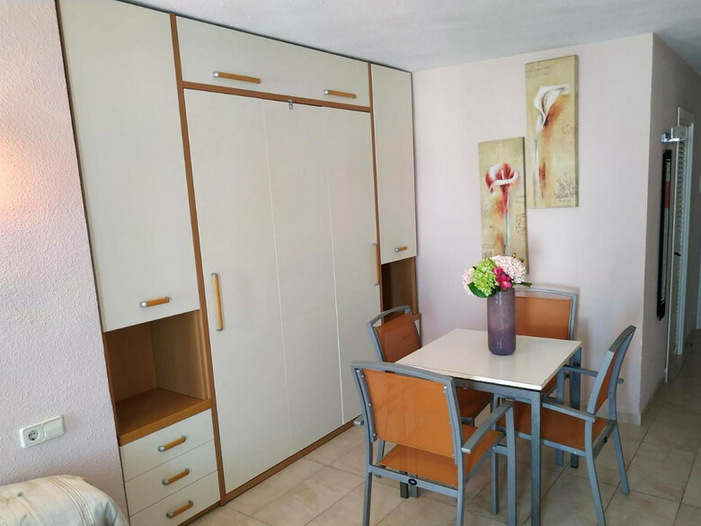 Apartamentos Eurhostal 3000