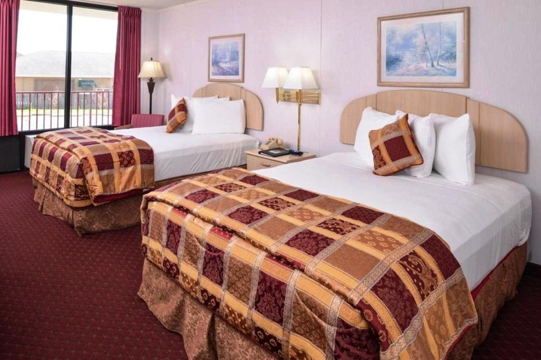 Motel Branson Yellow Rose Inn And Suites