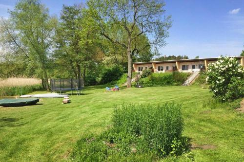 Row Bungalows Am Gro� Labenzer See, Klein Labenz