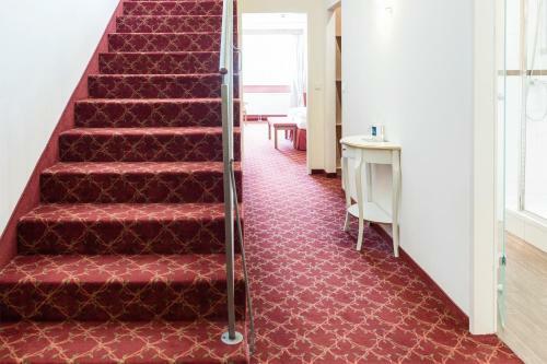 Hotel Ebner's Waldhof Am See Resort & Spa