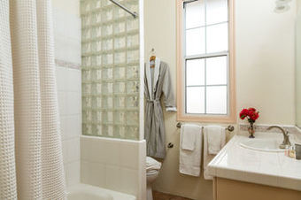 Bed & Breakfast Cheshire Cat Inn