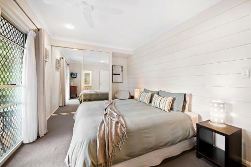 Mt Coolum Retreat 'a Bed & Breakfast'
