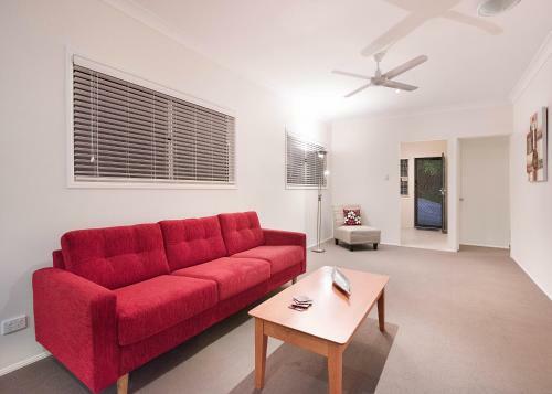 Mt Coolum Retreat 'a Bed & Breakfast'