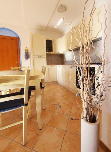 Dommos - Marinaway Apartments
