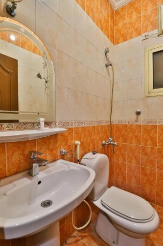 Azor Plaza Furnished Apartments