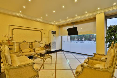 Azor Plaza Furnished Apartments
