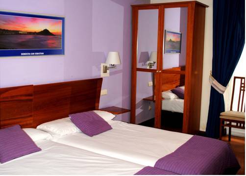 Hostal Pension Aida