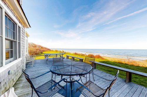 Cliff House Beach Retreat