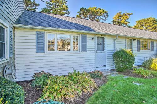 Apartamento Cozy Studio On Cape Cod With Furnished Patio!