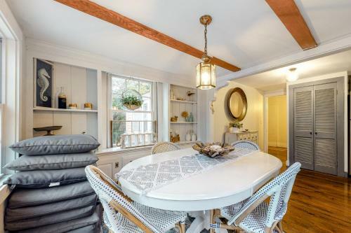 Depot Harbor Hideaway