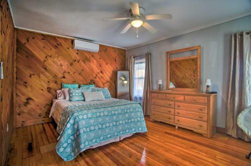 Apartamento Quaint Cape Cod Escape With Wraparound Porch!