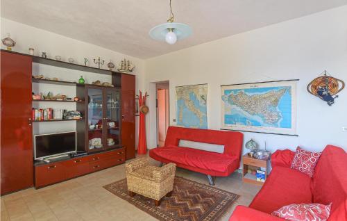 Nice Home In Pachino With 3 Bedrooms