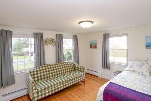Falmouth Heights Bluff Side Cottage