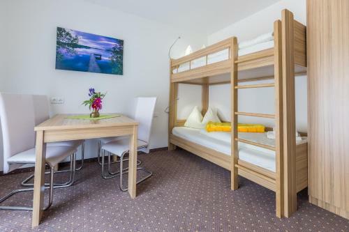 Hostal G�stehaus Krappinger/pizzeria Mamma Mia