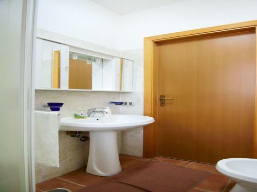 Secluded Villa In Parenti With Garden