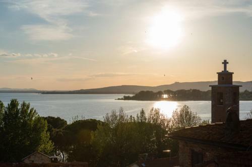 Alla Rocca Del Lago