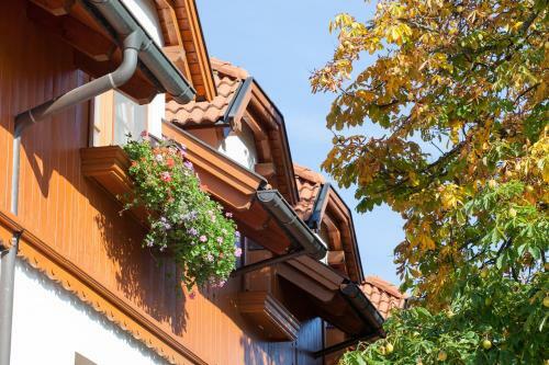 Hostal Landgasthof Fally