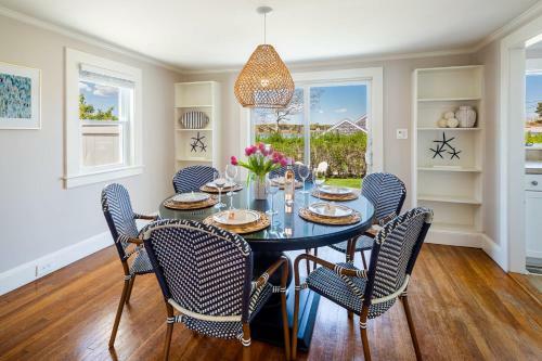 Cape Harbor Cottage
