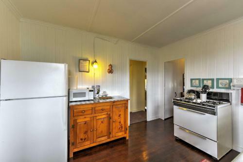 Beachfront West Yarmouth Cottage With Deck And Views!