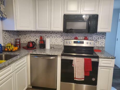 Villa Lovely Two Bedroom Townhouse