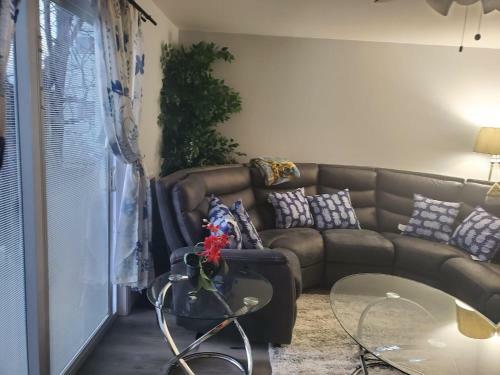 Villa Lovely Two Bedroom Townhouse