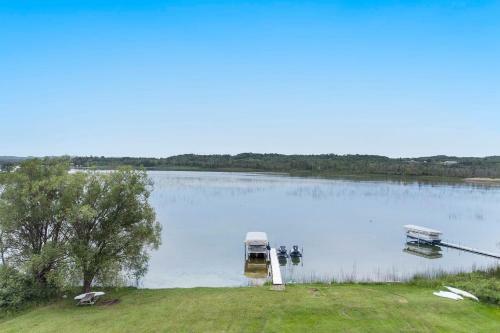 Crooked Lake Luxury