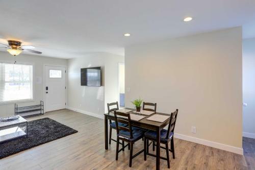 Family-friendly Abode, 3 Mi To Lake Adrian!