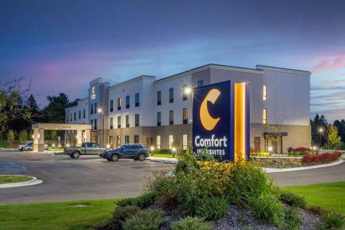 Hotel Comfort Inn & Suites