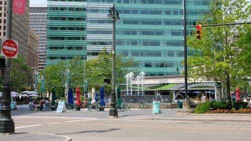Apartamento Frontdesk I The Claridge Apts Downtown Detroit