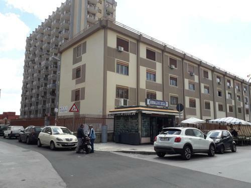Signorile Appartamento In Condominio Rallo